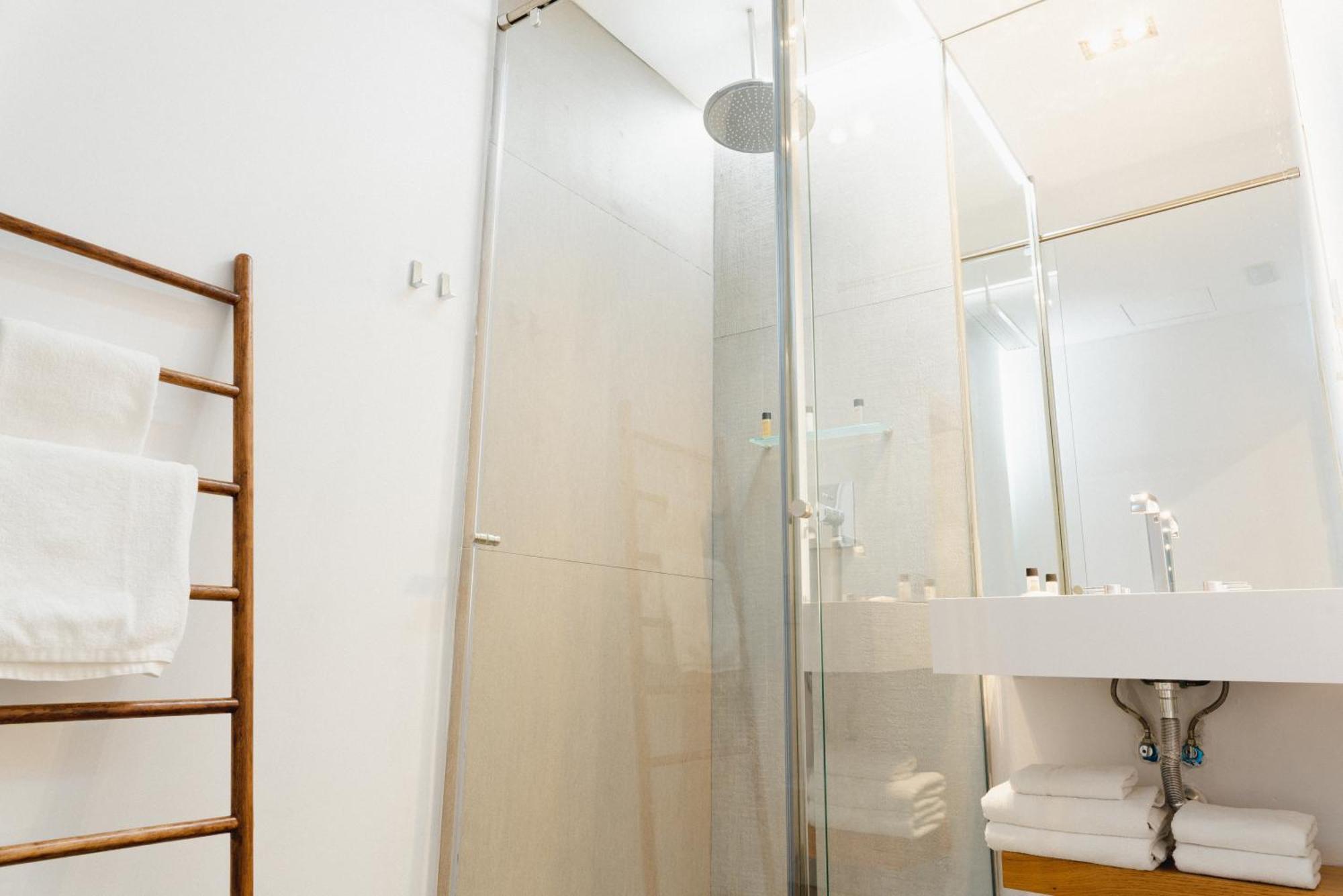 Superior Family Room,1432088956:JPEG